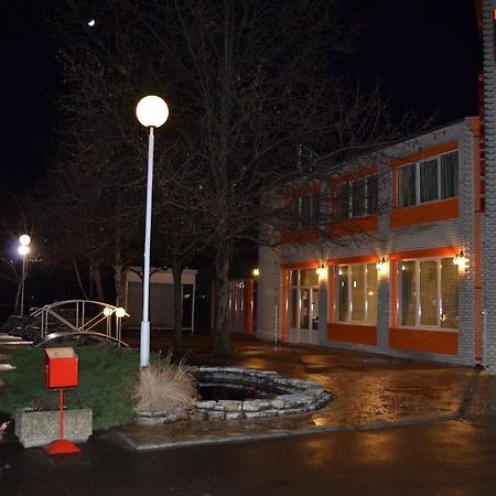 Motel Citadela 023 Ζρένιανιν Εξωτερικό φωτογραφία