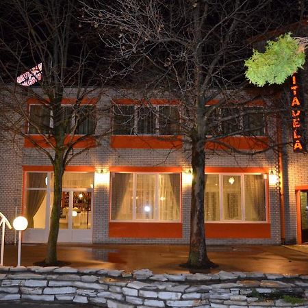 Motel Citadela 023 Ζρένιανιν Εξωτερικό φωτογραφία