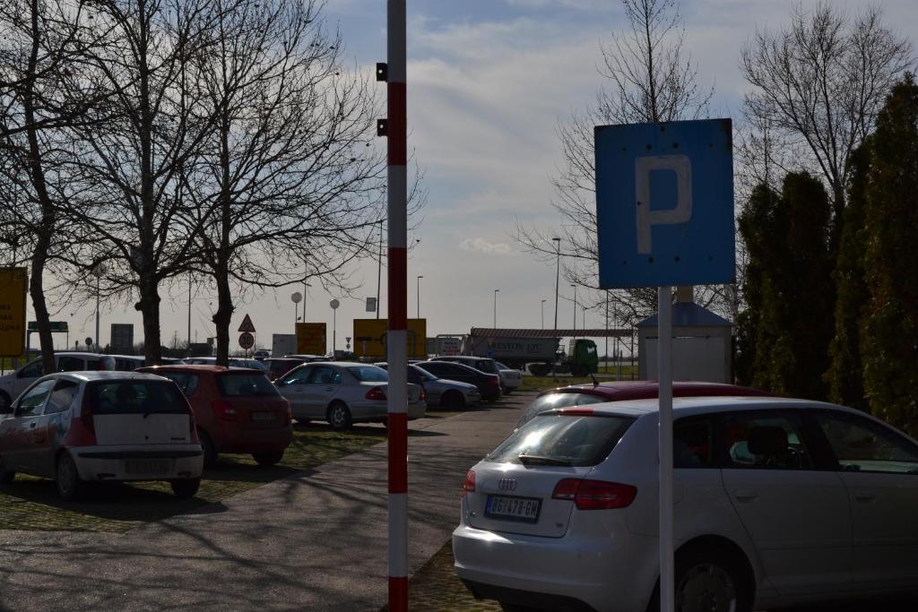 Motel Citadela 023 Ζρένιανιν Εξωτερικό φωτογραφία