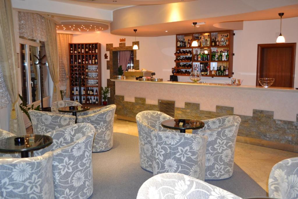 Motel Citadela 023 Ζρένιανιν Εξωτερικό φωτογραφία