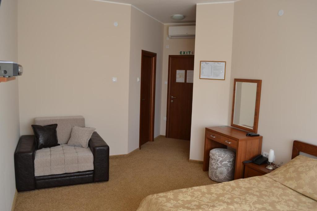 Motel Citadela 023 Ζρένιανιν Δωμάτιο φωτογραφία